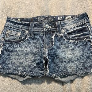 Miss Me Women's Patterned Blue Jean Shorts sz 26